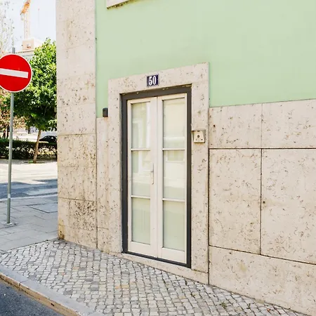 Duplex In Marques De Pombal Διαμέρισμα