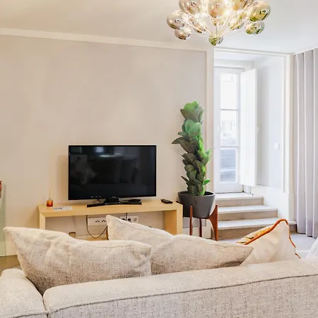 Duplex In Marques De Pombal Lizbona